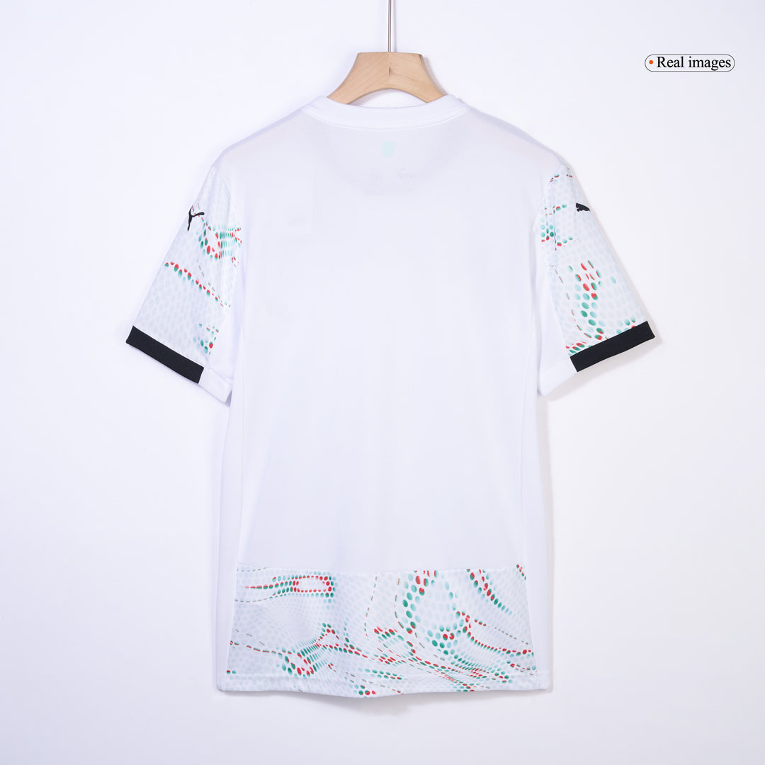 Camiseta de visitante de Portugal (camiseta y pantalones cortos) 2025