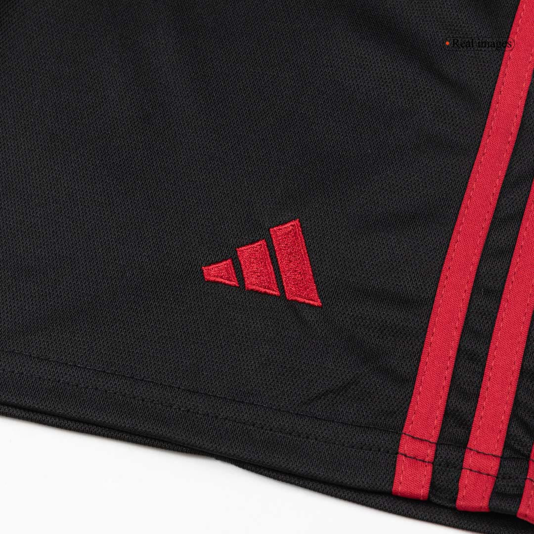 Camiseta de fútbol visitante del Liverpool para niños (camiseta y pantalones cortos) 25/26 blanco