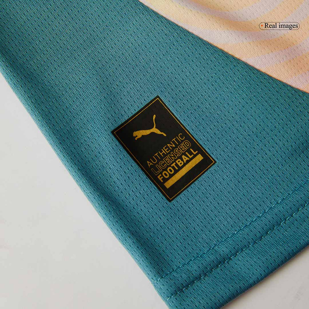 Camiseta de fútbol infantil del Manchester City (camiseta y pantalón corto) 2024/25 (4.ª equipación de visitante) "Definitely City"