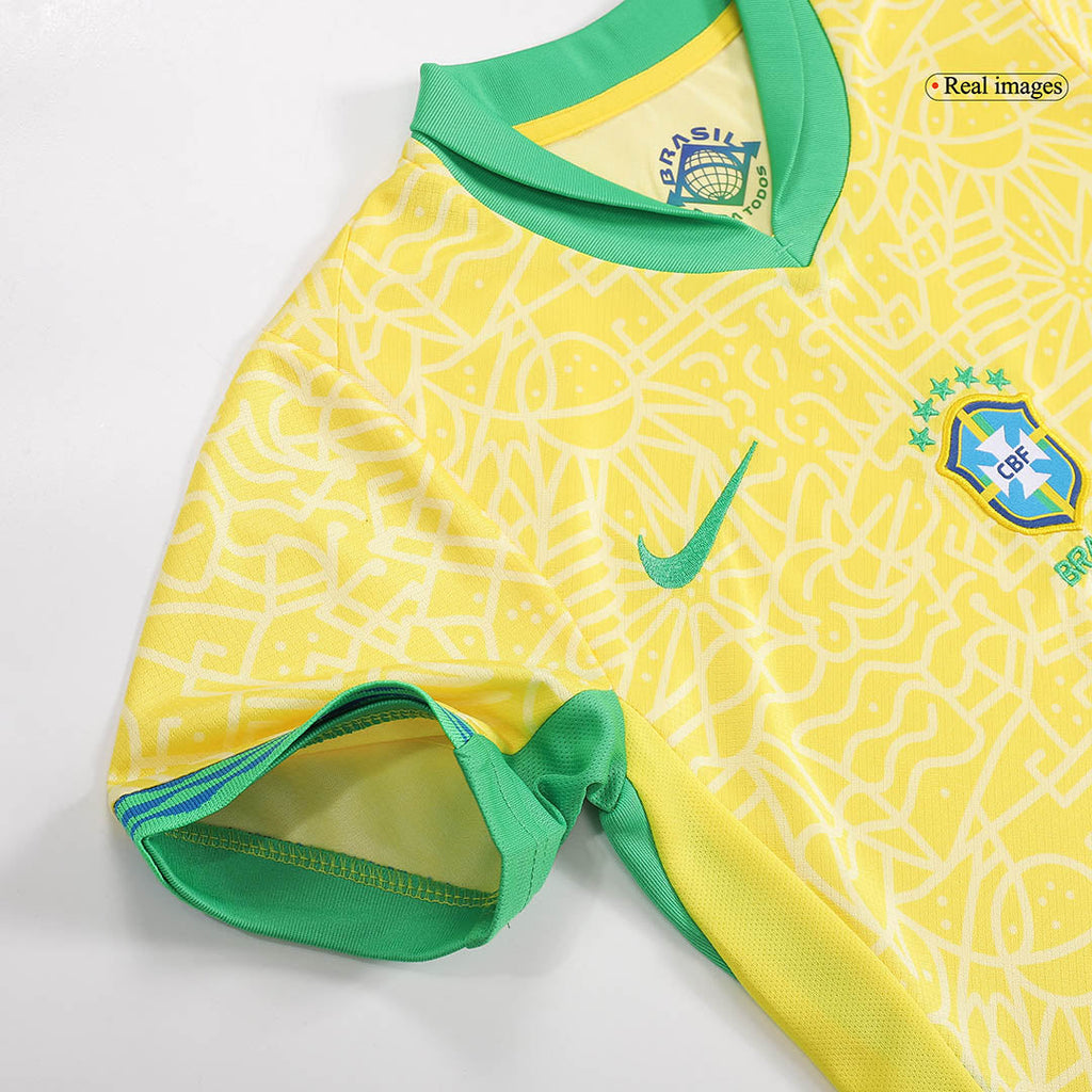 Kits de fútbol para niños: camiseta local de Brasil (camiseta, pantalones cortos y calcetines) para la Copa América 2024