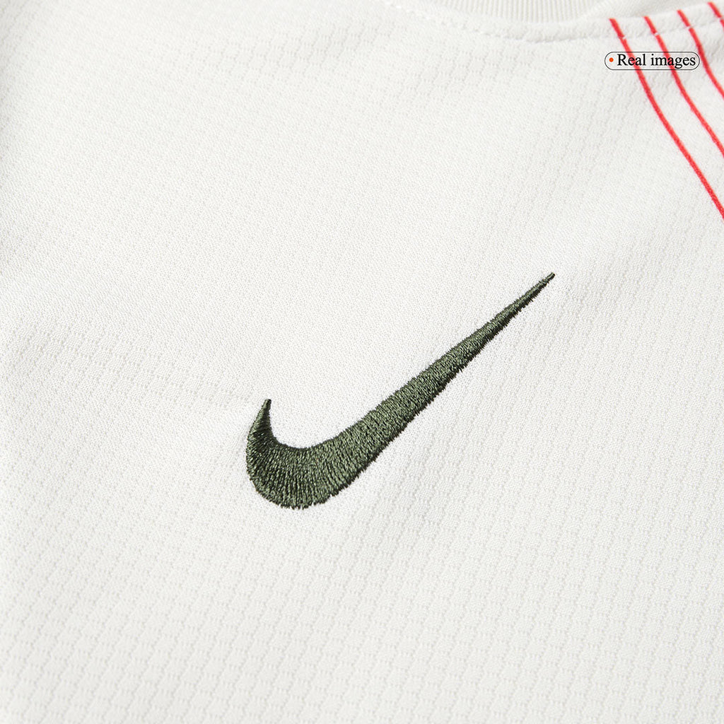 Camiseta de visitante del Chelsea para niño (camiseta, pantalones cortos y calcetines) 2025/26, color blanco