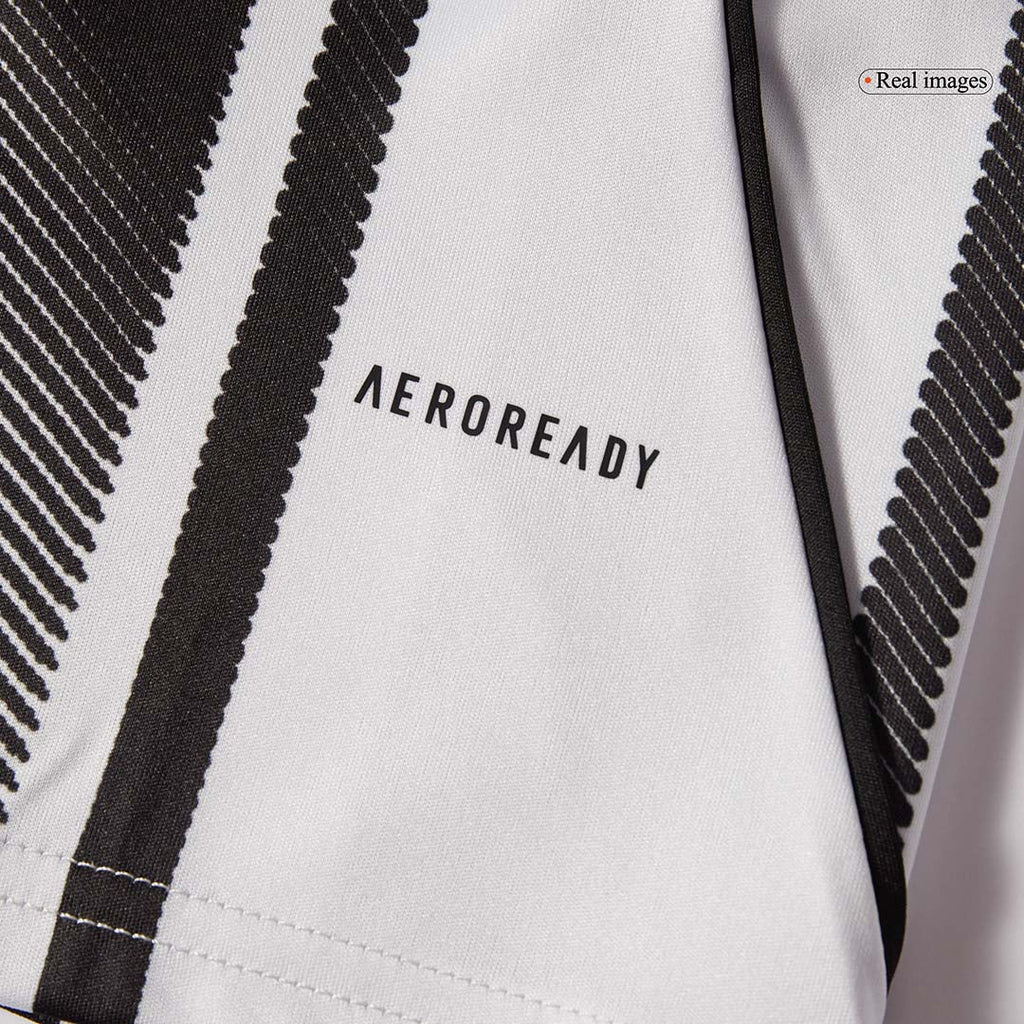 Maillot de football domicile Juventus 2025/26 noir et blanc