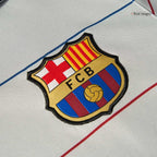 Camiseta de fútbol retro de visitante del Barcelona 2003/04