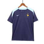 Maillots de football d'avant-match de la France pour l'Euro 2024