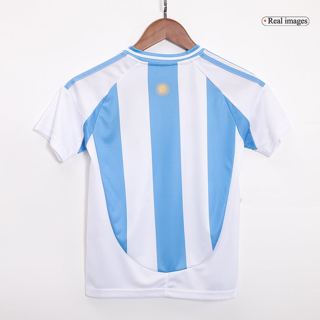 Maillot de football domicile Argentine pour enfant (maillot, short, chaussettes) Copa America 2024