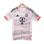 Maillot de football MÜLLER Special #25 Bayern Munich Extérieur 2025/26 Blanc