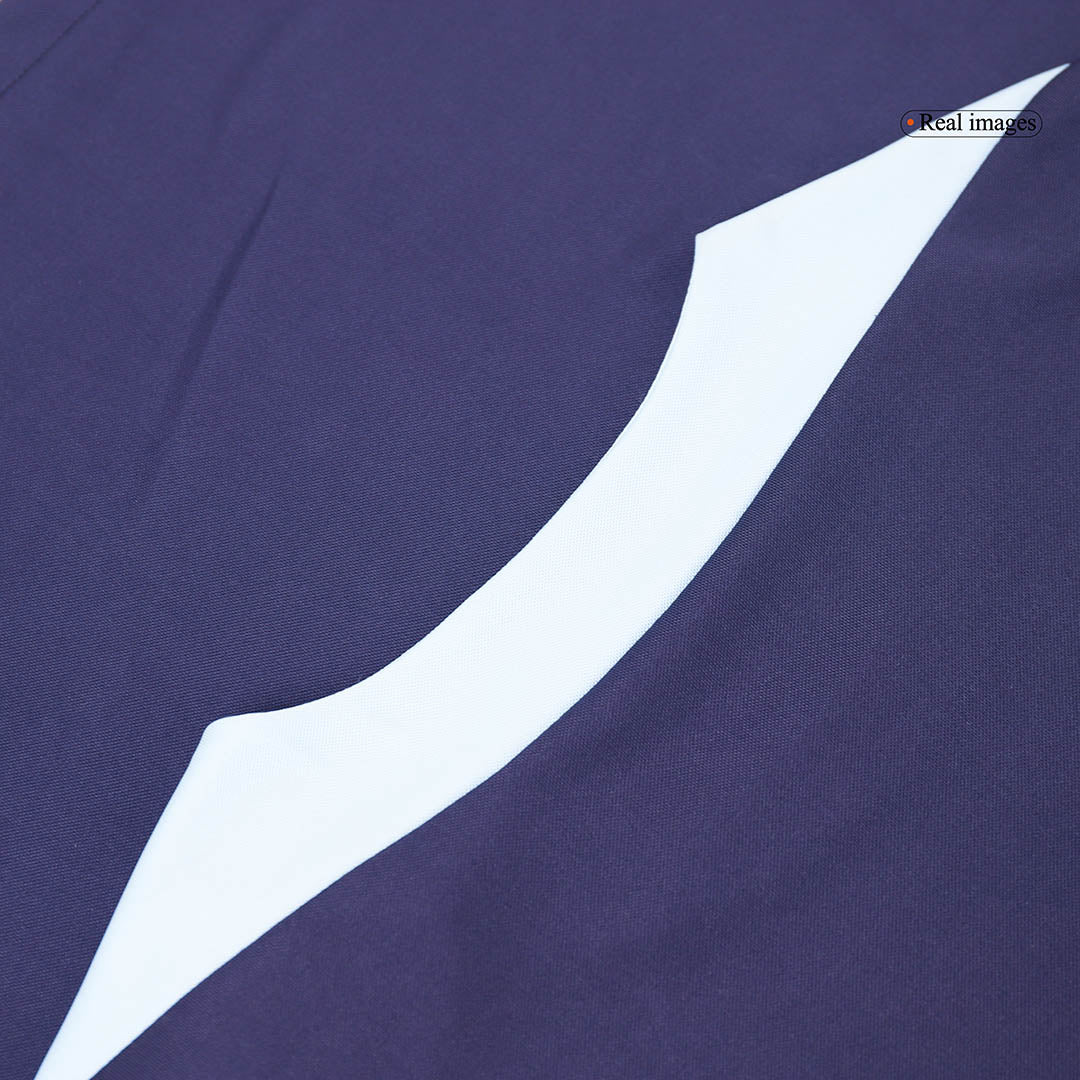 Maillots de football d'avant-match de la France pour l'Euro 2024