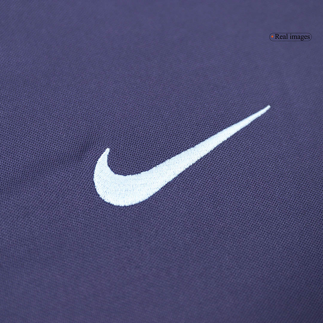 Maillots de football d'avant-match de la France pour l'Euro 2024