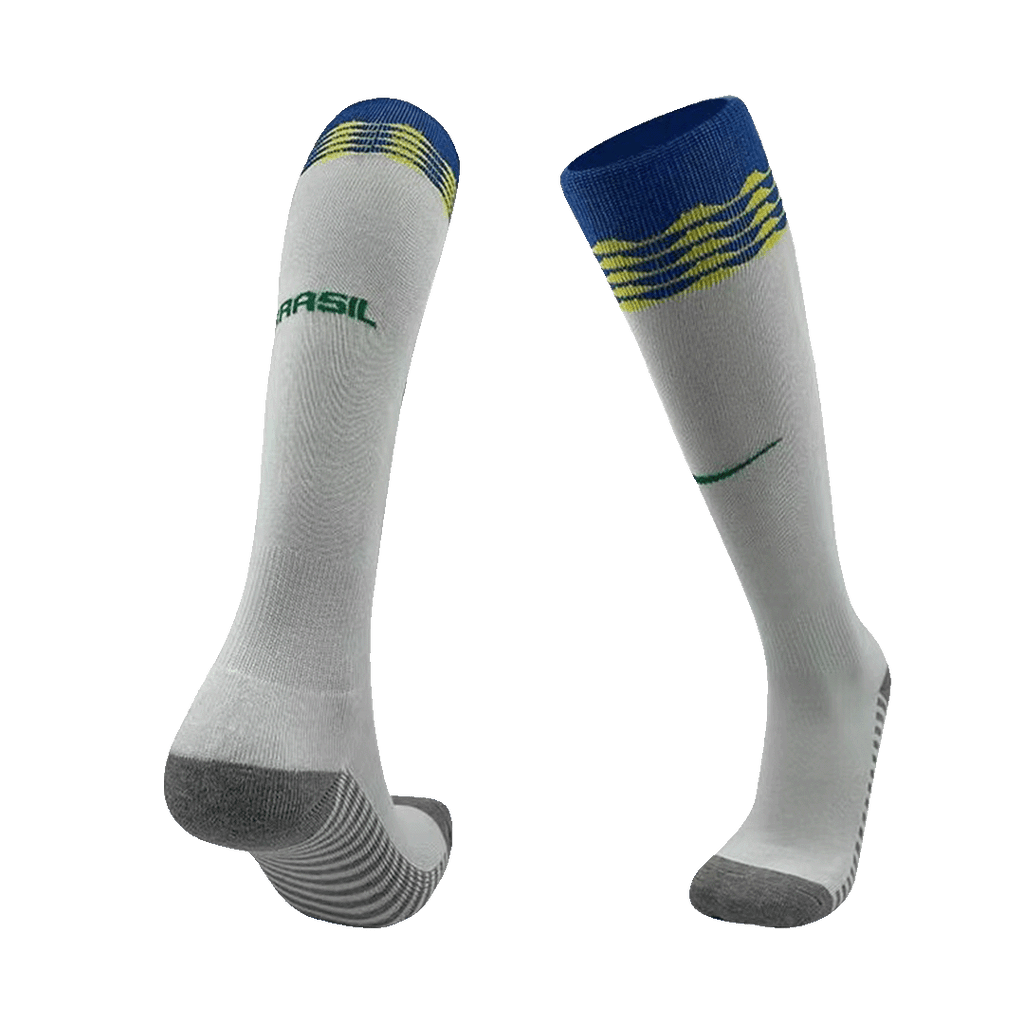Kits de fútbol para niños: camiseta local de Brasil (camiseta, pantalones cortos y calcetines) para la Copa América 2024