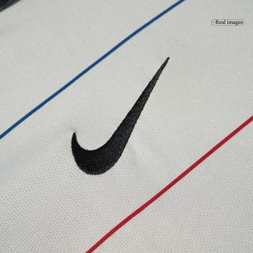 Camiseta de fútbol retro de visitante del Barcelona 2003/04