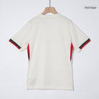 Camiseta de visitante del Chelsea para niño (camiseta, pantalones cortos y calcetines) 2025/26, color blanco